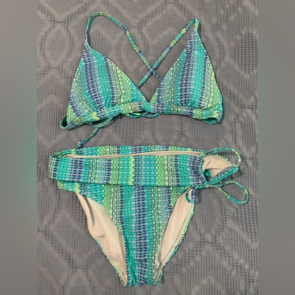 Bikini 👙🏝️☀️ - Picture 1 of 3
